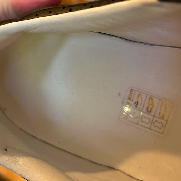 Gucci GG Men’s Chunky Embossed sneakers, size 7. #669682 03B Black. Excellent. - Picture 10 of 12